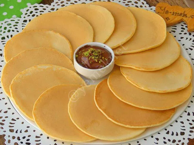 Pankek Nasıl Yapılır? 2 Kişilik, 4 Kişilik, Sütsüz ve Kakaolu Pankek Tarifi