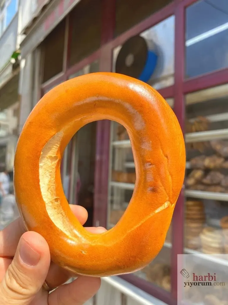 KEL SİMİT NERENİN? Meşhur Kel Simit Tarifi ve Lezzet Sırrı Gündem Oldu
