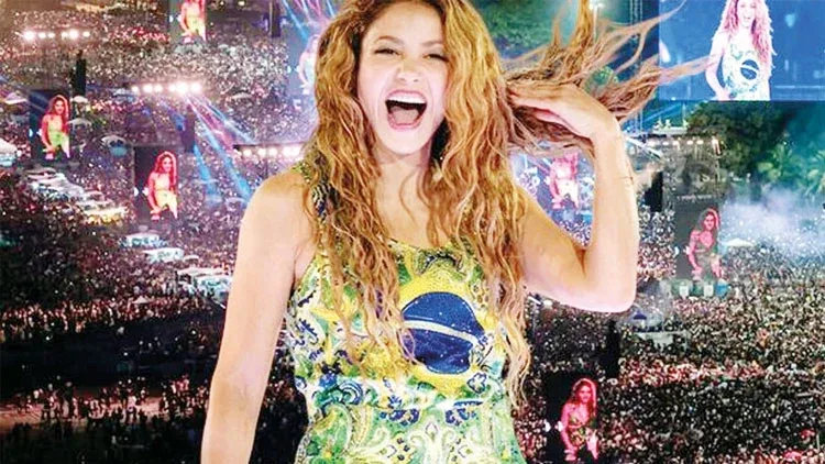 Shakira Copacabana’yı Salladı 2 Milyon Kişilik Tarihi Konser!
