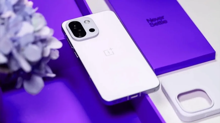 OnePlus 15 Ufukta: Performans Odaklı Amiral Gemisinin Detayları Sızdırıldı – Snapdragon 8 Elite 2 ve 200MP Kamera İddiaları Gündemde