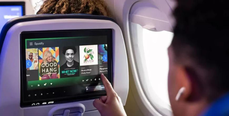 United Airlines ve Spotify'dan Dev İş Birliği: Uçakta Ücretsiz Müzik ve Podcast Dönemi Başlıyor!